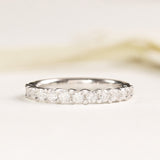 Scalloped Prong Band