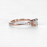 Fleur with Round Cut