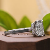 Vera with Radiant Cut in White Gold