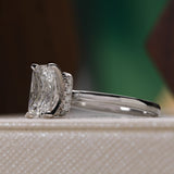 Vera with Radiant Cut in White Gold