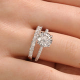 Scalloped Prong Band