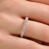 Scalloped Prong Band