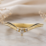 Solo Diamond Accented Band