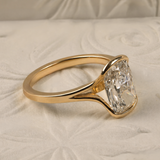 The Vivienne with a Cushion Cut Diamond