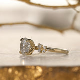 Scattered Tulip with Round Diamond