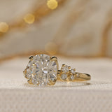 Scattered Tulip with Round Diamond